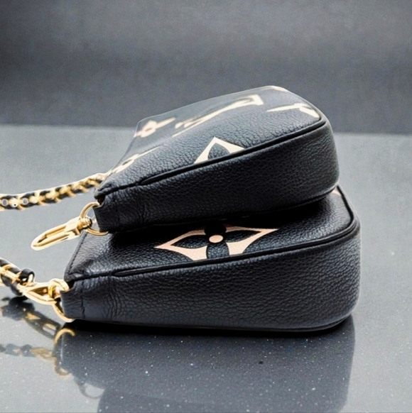 ✨️( Beautiful Condition) Authentic Louis Vuitton Multi pochette (Full Set) - Picture 9 of 16